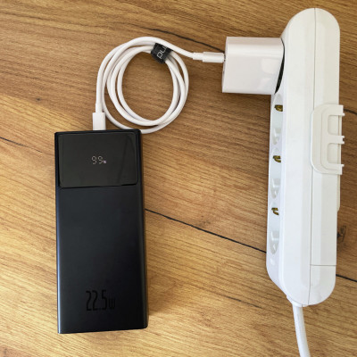 Мережевий зарядний пристрій Mibrand MI-15 20W PD + Quick Charger USB-A + USB-C White (MIWC/15UCW) - зображення 5