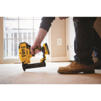 Степлер скобозабивний акумуляторний безщітковий DeWALT DCN681D2  - фото № 5