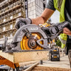 Пила дисковая аккумуляторная бесщёточная DeWALT DCS577N