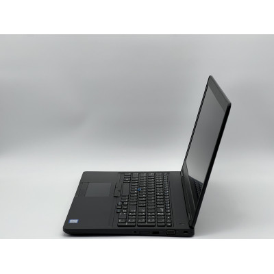 Ноутбук Dell Latitude 5590