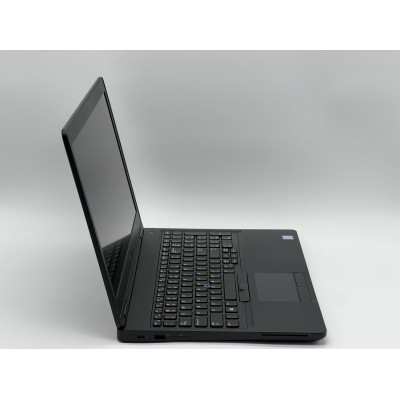 Ноутбук Dell Latitude 5590