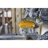 Пила торцювальна акумуляторна безщіткова DeWALT DCS727T2  - фото № 9