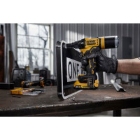 Заклёпочник аккумуляторный бесщёточный DeWALT DCF403NT  - фото № 9