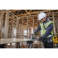 Пила дисковая аккумуляторная бесщёточная компактная DeWALT DCS571NT  - фото № 8