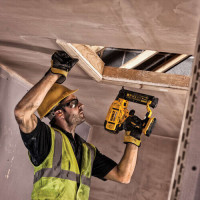 Пистолет гвоздезабивной аккумуляторный бесщёточный DeWALT DCN680N  - фото № 5