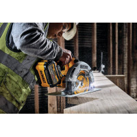 Пила дисковая аккумуляторная бесщёточная DeWALT DCS573NT  - фото № 6