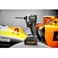 Шуруповёрт ударный McLaren F1 TEAM LIMITED EDITION DeWALT DCF85ME2GT  - фото № 25