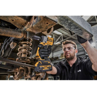 Гайковерт ударный аккумуляторный бесщёточный DeWALT DCF923P2G  - фото № 13