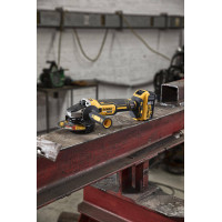 Шлифмашина угловая - болгарка аккумуляторная бесщёточная DeWALT DCG405P3  - фото № 13