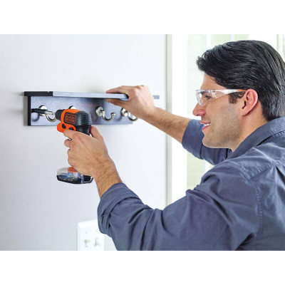 Викрутка-ліхтар акумуляторна BLACK+DECKER BDCSFS30C - изображение 6