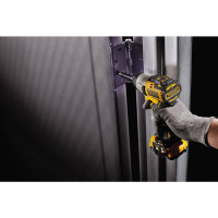 Шуруповерт аккумуляторный ударный бесщеточный DeWALT DCF801N  - фото № 4