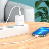 Мережевий зарядний пристрій HOCO C104A Stage single port PD20W charger White (Колір Белый) - фото № 8