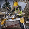 Пила торцювальна акумуляторна DeWALT DCS365N - № 6